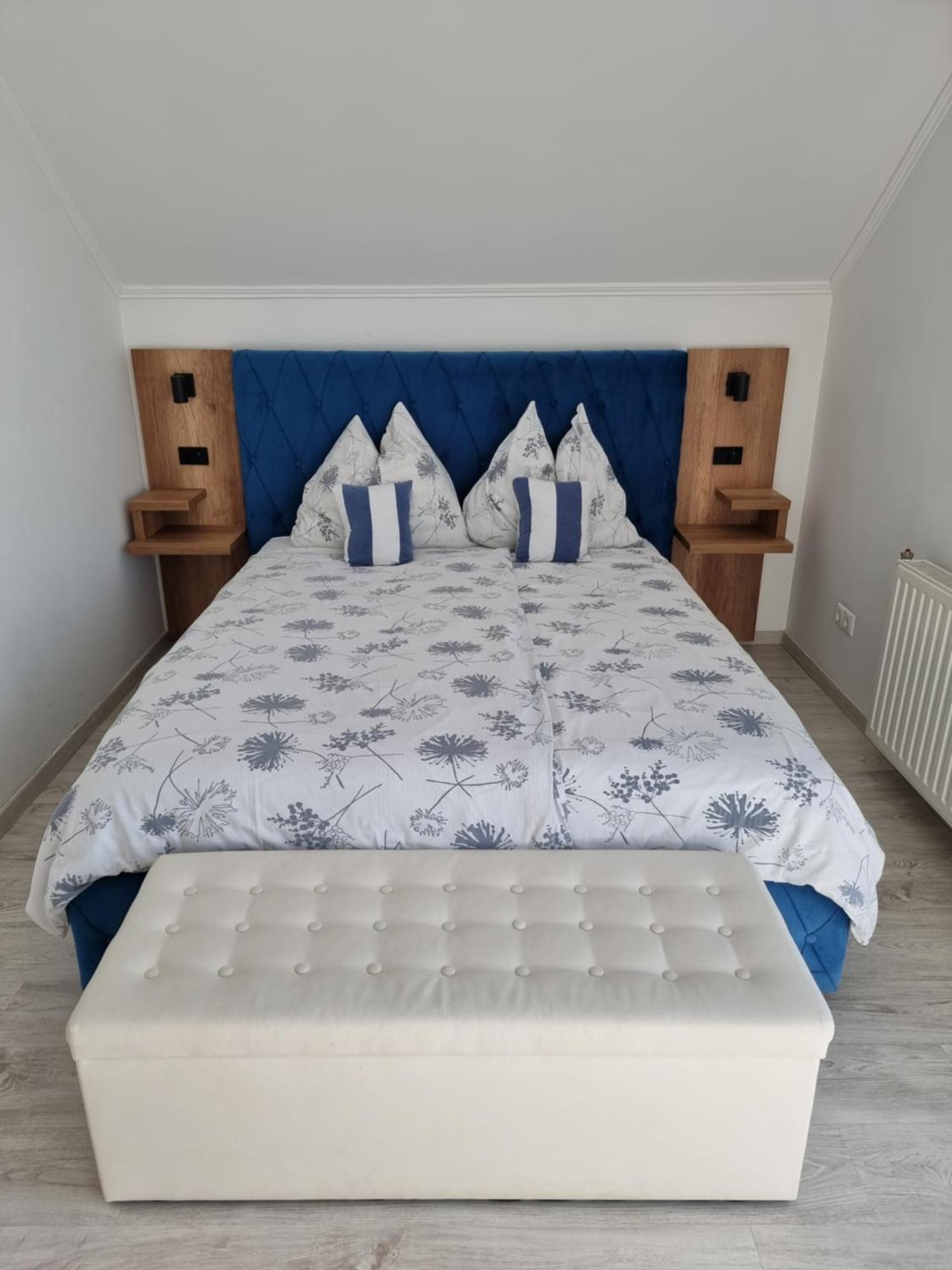 Lakeview Apartments Balatonfuered Екстериор снимка