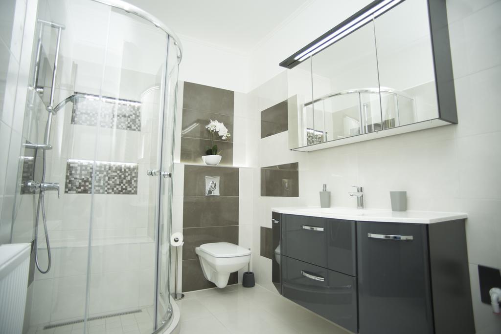 Lakeview Apartments Balatonfuered Екстериор снимка