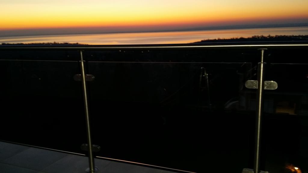 Lakeview Apartments Balatonfuered Екстериор снимка